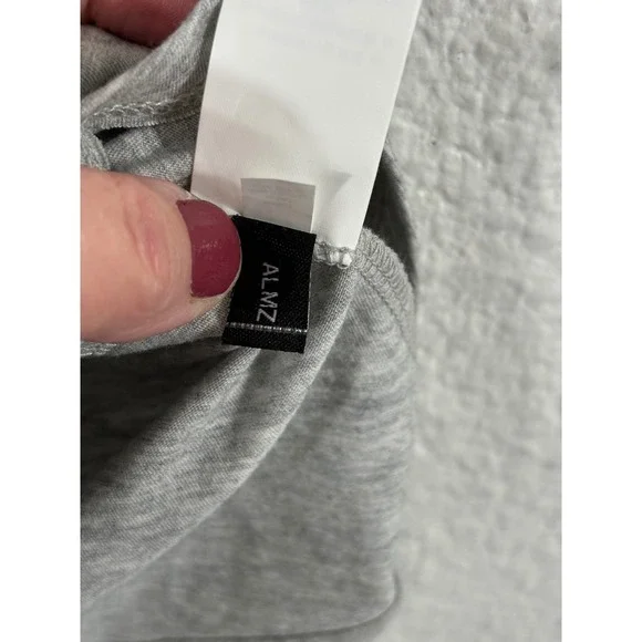 Kate Spade Gray Short Sleeve Tee with Tiger Patch - Picture 9 of 10